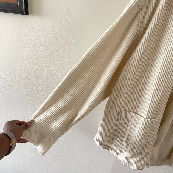 American Eagle Corduroy Shacket Womens XXL Cream Button Up Normcore Casual Cozy - Picture 3 of 11